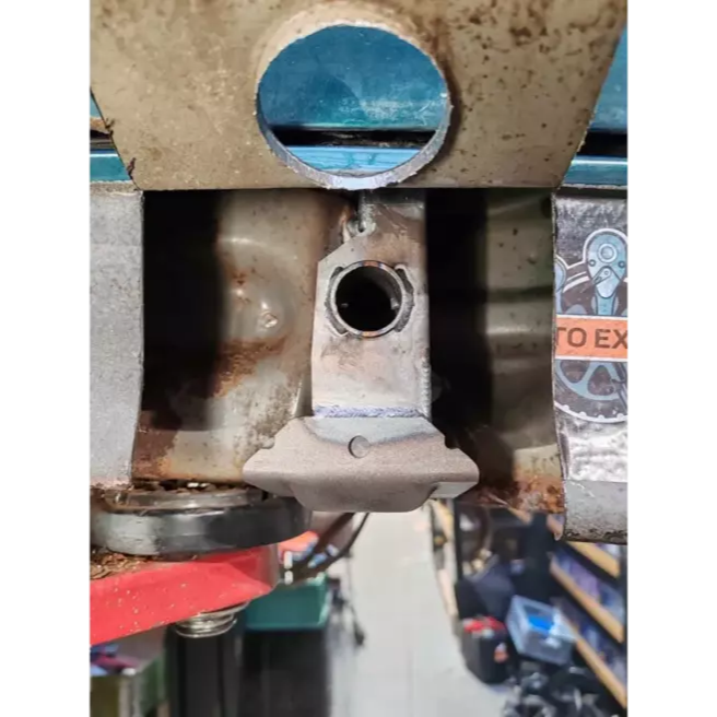 Swagier BMW E36 Repair Kit Lifting Points (Front Left + Front Right)