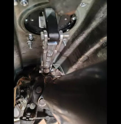 Swagier Gear Linkage Adjustable 205-280mm BMW SWAP E30 E36 E46 E92 E90 E82