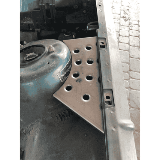 Swagier BMW E30 Side Strut Tower Reinforcement