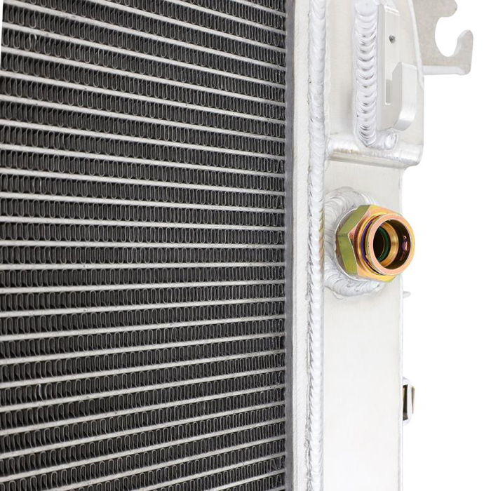 Mishimoto Chevrolet/GMC 6.6L Duramax Aluminium Radiator (2017-2019)